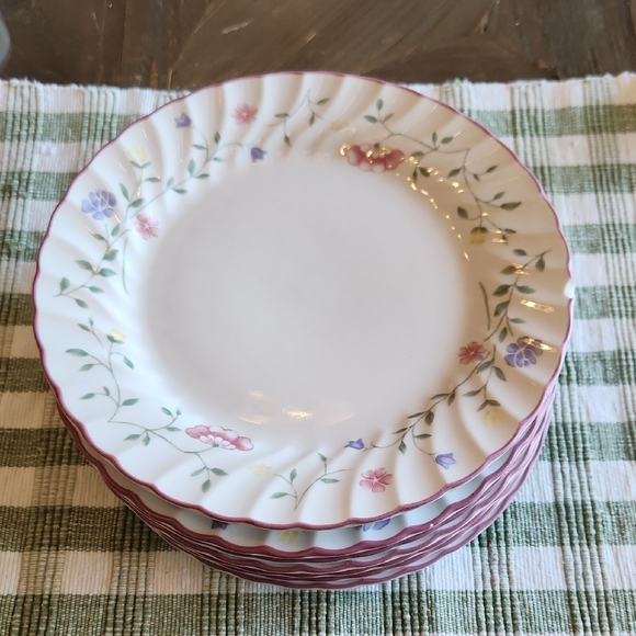 Side Salad Plates - Summer Chintz Pattern By Johnson Bros. England Set Of 8
